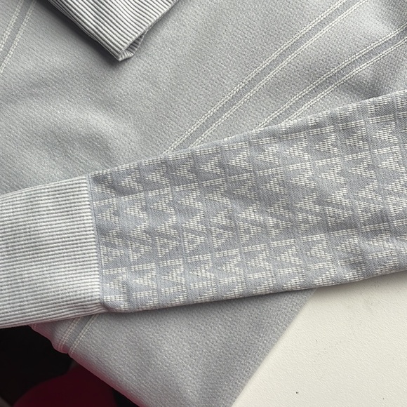 Ivivva sz 10 - Picture 4 of 4